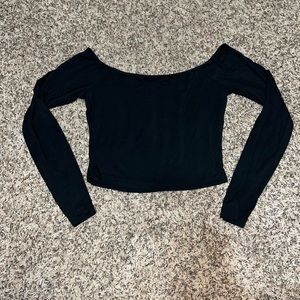 Women’s tight fitting cropped Tee